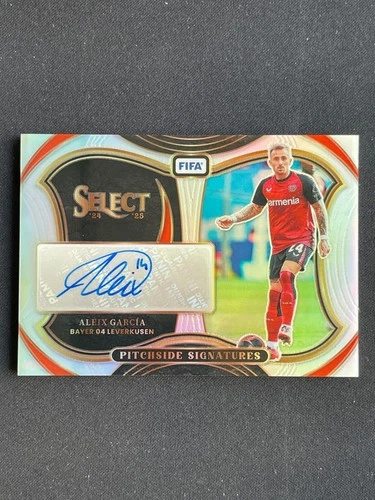 Aleix Garcia 2024 Panini Seleziona FIFA Silver Prizm