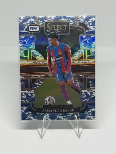 Alejandro Balde 2023 Panini Select FIFA Camuflaje Prizm /99