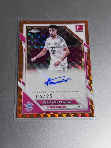 Aleksandar Pavlovic 2025 Topps Chrome Arancione Geometrico /25