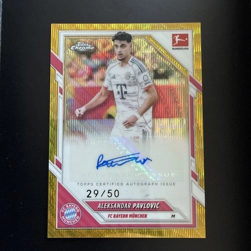 Aleksandar Pavlovic 2026 Topps Chrome Bundesliga Gold Wave /50