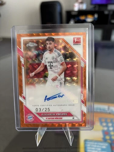 Aleksandar Pavlovic 2025 Topps Chrome Orange Geometric /25