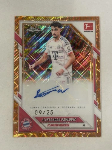 Aleksandar Pavlovic 2025 Topps Cromo Bundesliga Orange Wave /25