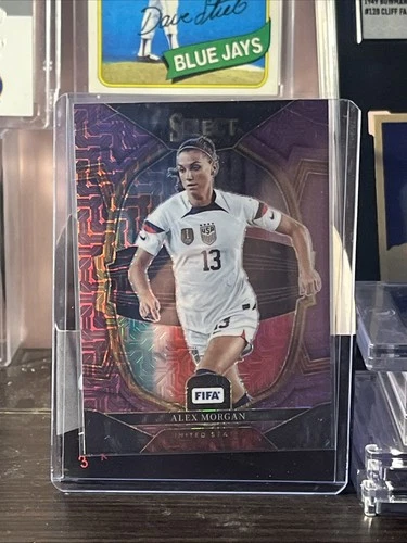 Alex Morgan 2023 Panini Select Purple Mojo Prizm