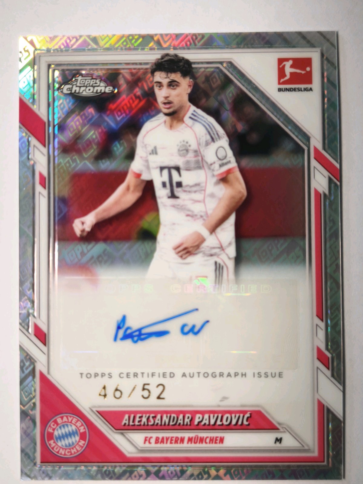 Alexander Pavlovic 2025 Topps Chrome Bundesliga /52