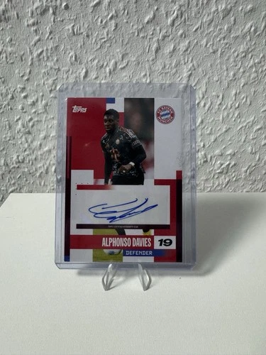 Alphonso Davies 2024 Topps Bayern Team Set