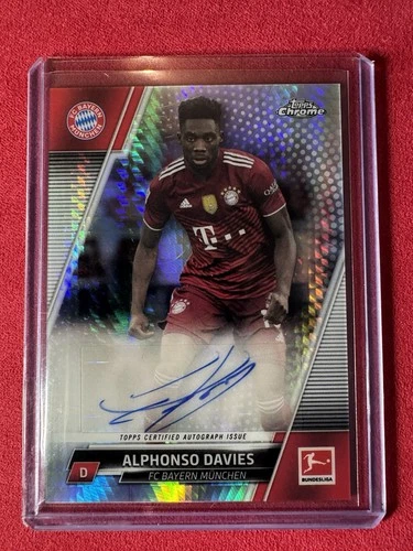 Alphonso Davies 2021 Topps Chrome Bundesliga /175