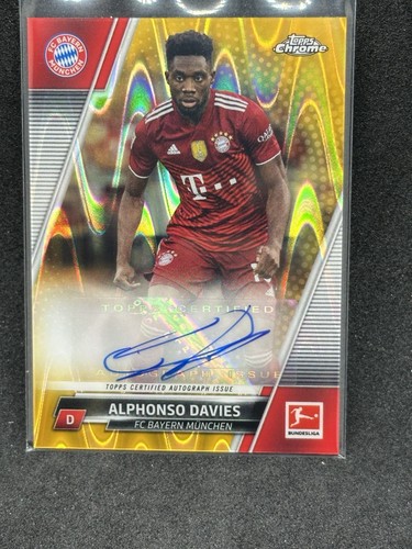 Alphonso Davies 2021 Topps Chrome Gold Lava
