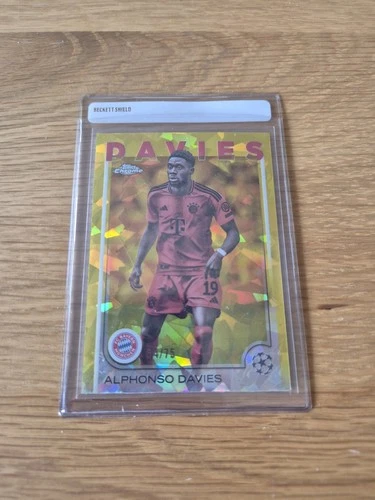 Alphonso Davies 2024 Topps Chrome Sapphire /75