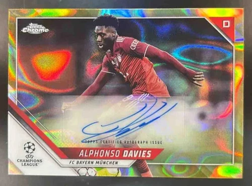 Alphonso Davies 2021 Topps Chrome UEFA Champions League Gold Lava