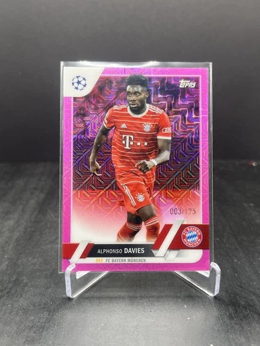 Alphonso Davies 2022 Topps Chrome UEFA Pink Mojo /125