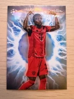 Alphonso Davies 2024 Topps Cromo UEFA Shockwave