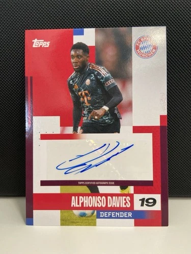 Alphonso Davies 2024 Topps FC Bayern München Team Set