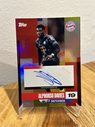 Alphonso Davies 2024 Topps FC Bayern Team Set /50