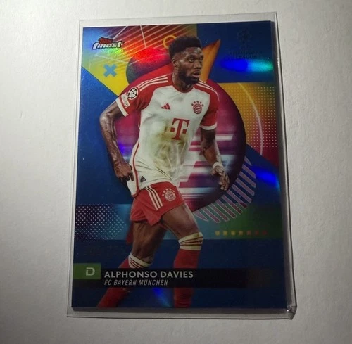 Alphonso Davies 2023 Topps Finest /250