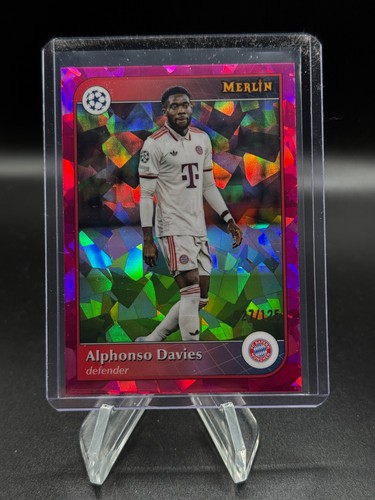 Alphonso Davies 2024 Topps Merlin Chrome Magenta Atomic /125