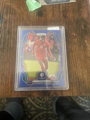 Alphonso Davies 2024 Panini Prizm Copa America Pulsar