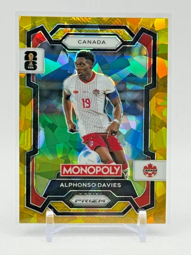Alphonso Davies 2026 Panini Prizm Gold Cracked Ice