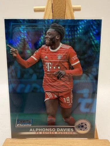 Alphonso Davies 2022 Topps Stadium Club Chrome Blue Prism