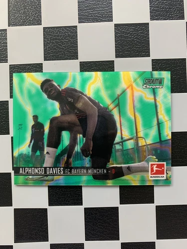 Alphonso Davies 2022 Topps Stadium Club Chrome Green Yellow /75
