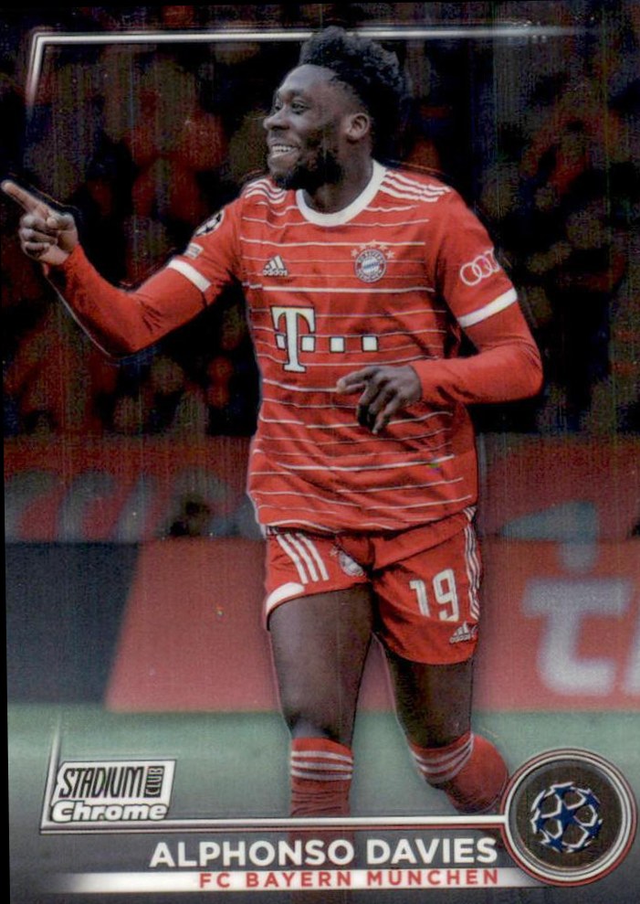 Alphonso Davies 2022 Topps Stadium Club Chrome UEFA 19