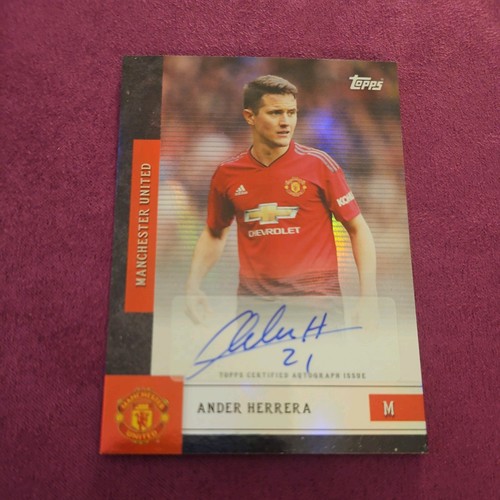 Ander Herrera 2025 Topps Team Set Manchester United Shiny Effect