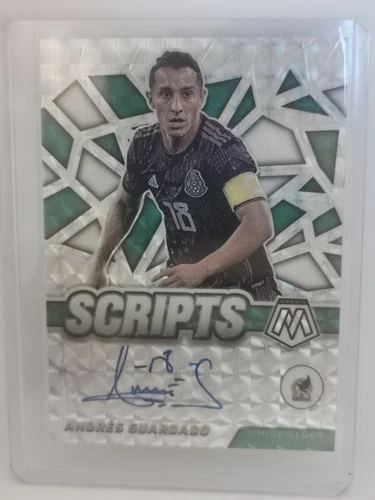 Andres Guardado 2021 Panini Mosaic FIFA Scripts