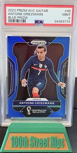 Antoine Griezmann 2022 Panini Prizm Blue Prizm /299