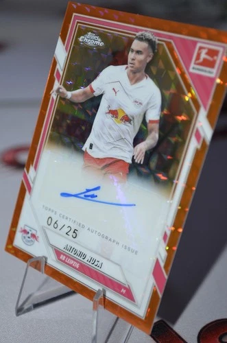 Antonio Nusa 2025 Topps Chrome Bundesliga Orange Geometric /25
