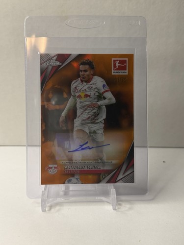 Antonio Nusa 2025 Topps Cromo Bundesliga Zafiro Naranja /25