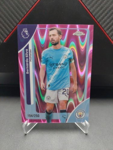 Bernardo Silva 2025 Topps Chrome Pink Raywave /250