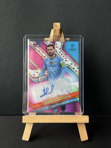 Bernardo Silva 2024 Topps Finest Magenta Wave /125