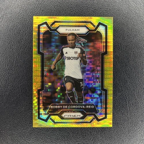 Bobby De Cordova-Reid 2023 Panini Prizm Premier League Gold Pulsar /10