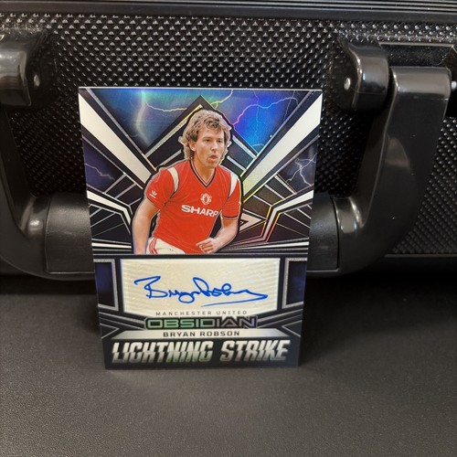 Bryan Robson 2023 Panini Obsidian /199
