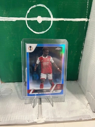 Bukayo Saka 2022 Topps Chrome Blue Refractor /150