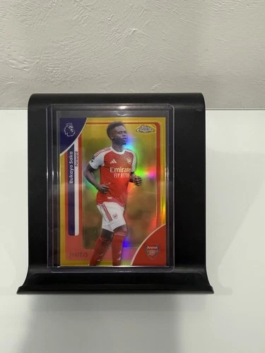 Bukayo Saka 2025 Topps Chrome Yellow Refractor /275