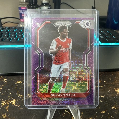 Bukayo Saka 2020 Panini Chronicles Purple Mojo Prizm