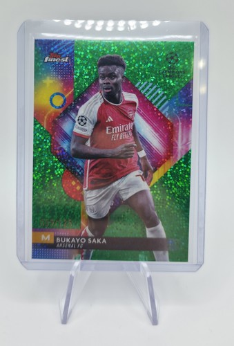 Bukayo Saka 2024 Topps Finest Green /125