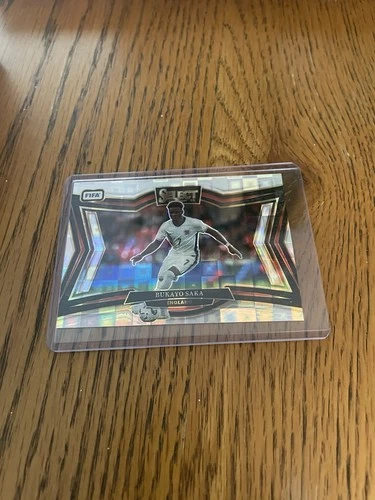 Bukayo Saka 2024 Panini Prizm Premier League Silver Glitch #201