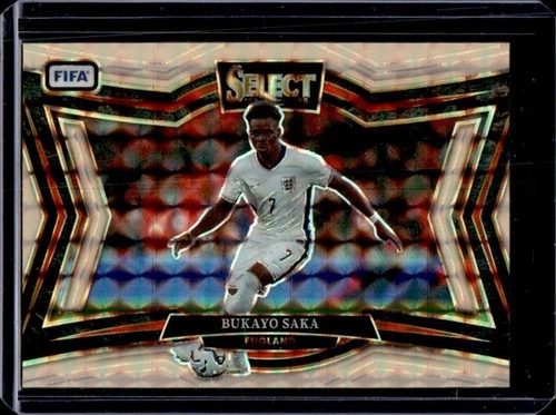 Bukayo Saka 2024 Panini Select FIFA Field Naranja Fluorescente /125
