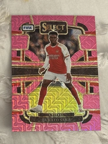 Bukayo Saka 2023 Panini Select FIFA Pink Mojo Prizm /199