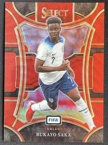 Bukayo Saka 2023 Panini Select FIFA Red Wave Prizm /149