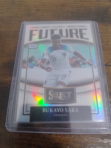 Bukayo Saka 2022 Panini Select Refractor