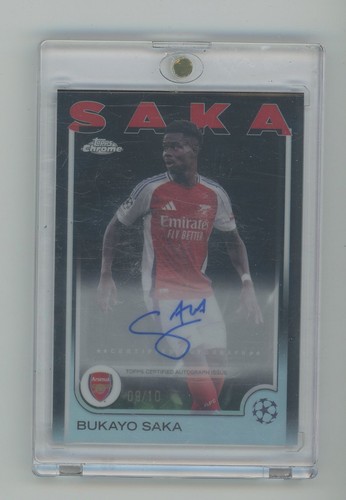 Bukayo Saka 2024 Topps UCC Calcio Nero Rifrattore /10