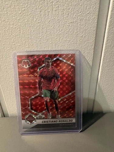 Cristiano Ronaldo 2021 Panini Mosaic Prizm