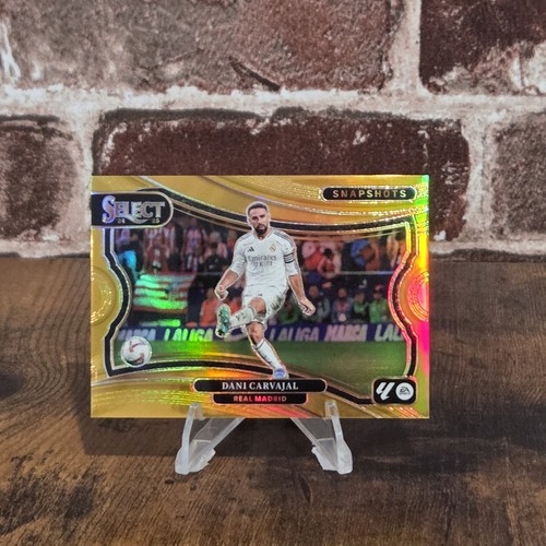 Dani Carvajal 2024 Panini Select Gold Prizm /10