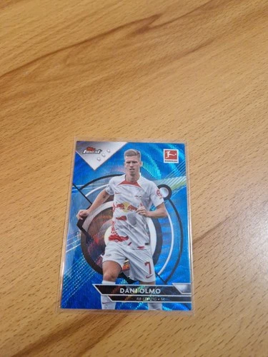 Dani Olmo 2022 Topps Finest Blue Wave /150