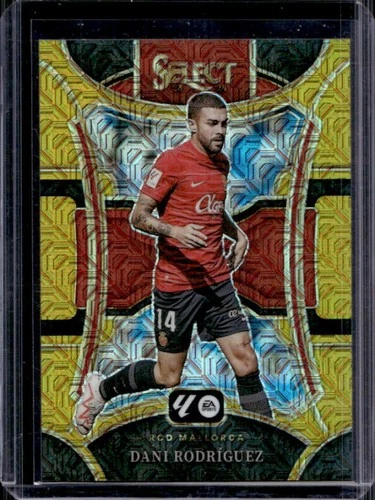 Dani Rodriguez 2024 Panini Select La Liga Gold Mojo Prizm /10