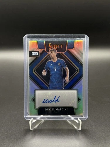 Daniel Maldini 2022 Panini Select Silver Prizm