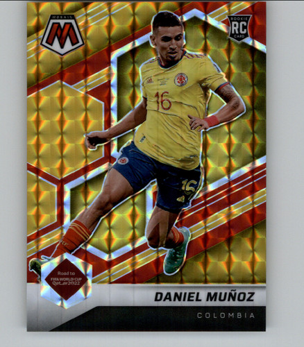 Daniel Munoz 2021 Panini Mosaic Red & Gold /88