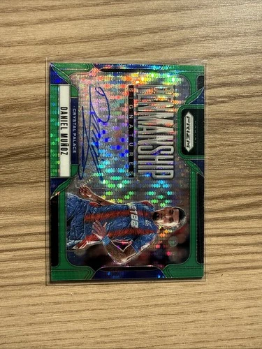Daniel Munoz 2024 Panini Prizm Premier League